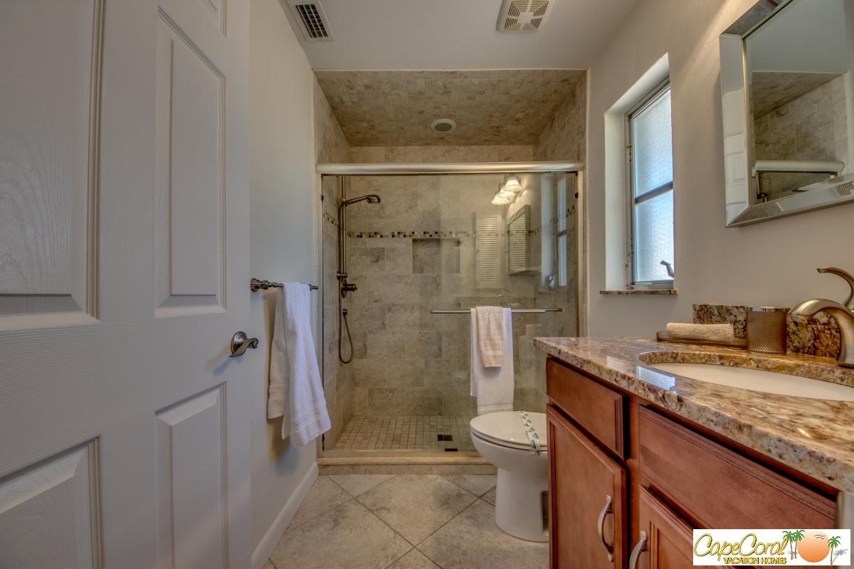 35-Master Bathroom